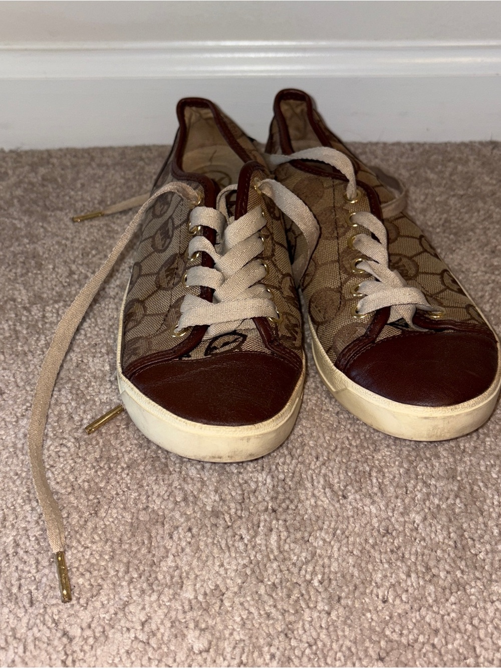 Women’s Michael Kors Brown & Tan Monogram Low-Top Sneakers Size: 6.5